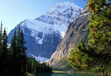 热那亚主场挫败乌迪内斯，稳定排名